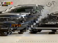 Volvo XC40 - 1.5 T4 Recharge Inscription Expression 211Pk Automaat (APPLE CARPLAY, LEDER, STUUR/STOELVERWARMING, GETINT GLAS, SPORTSTOELEN, ELEK ACHTERKLEP, KEYLESS, TREKHAAK, NIEUWSTAAT)