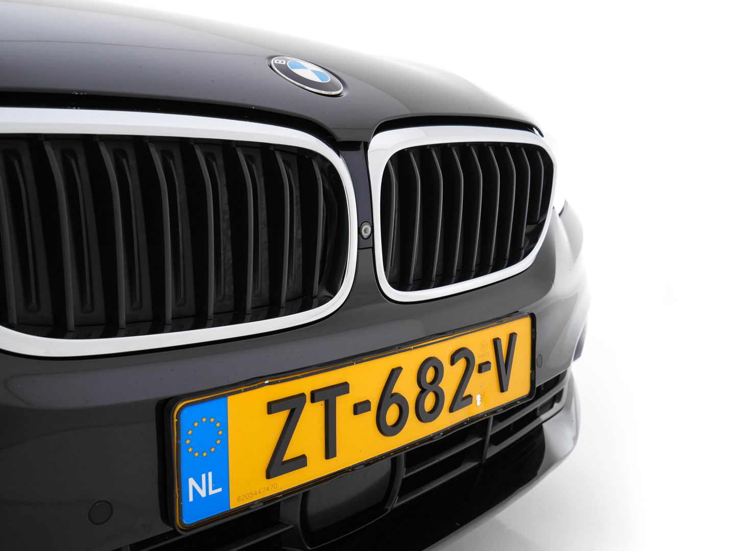 BMW 5 Serie Touring 530d Sportline High Executive Aut. *PANO | LEATHER | FULL-LED | MEMORY-PACK | TOP-VIEW | HEATED-COMFORTSEATS | NAVI-FULLMAP | PRIVACY-GLASS | AMBIENT-LIGHT | ECC | CARPLAY | PDC | TOWBAR | SHIFT-PADDLES | 20"ALU*