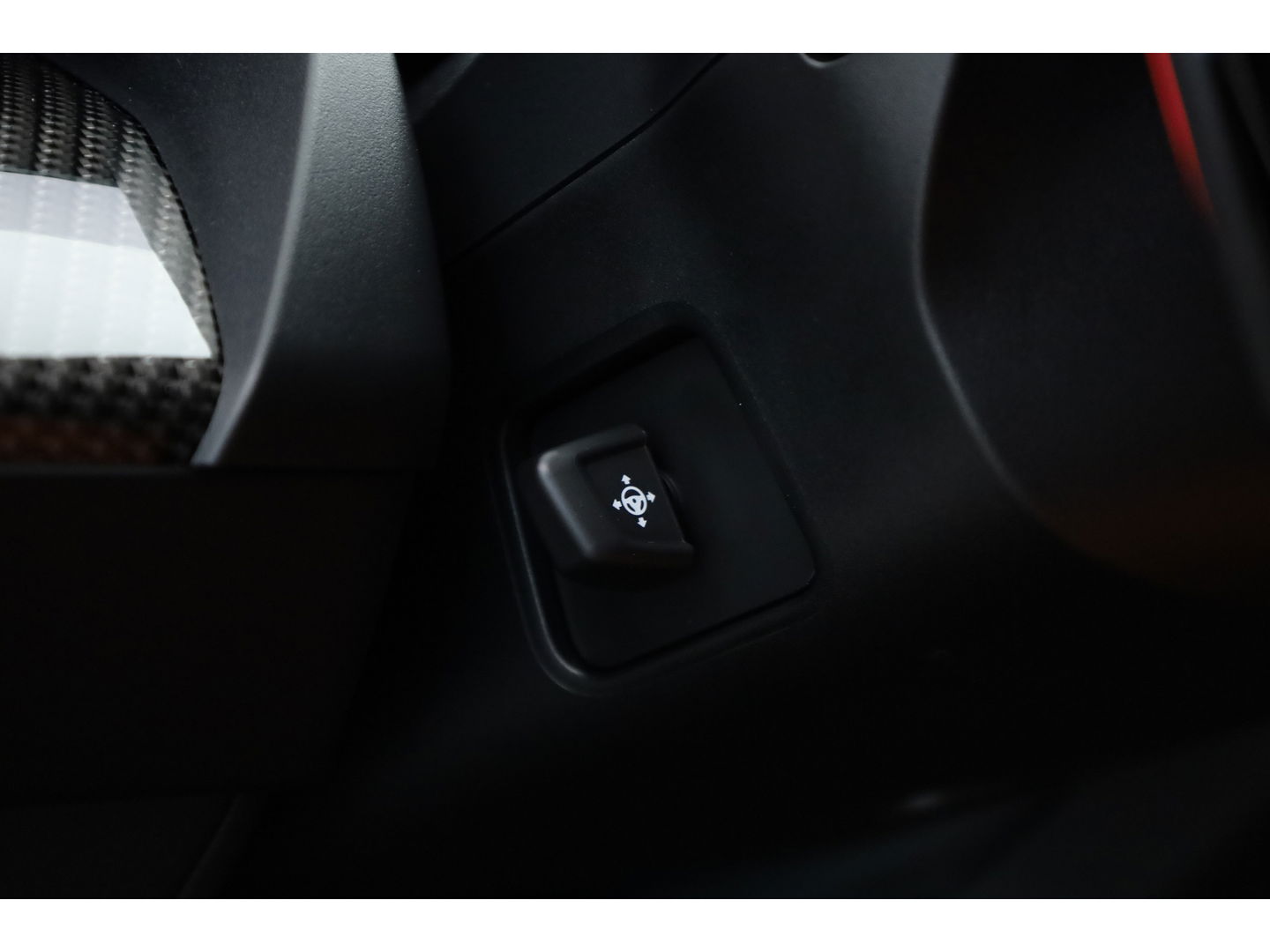 BMW 5 Serie M5 727pk | Ultimate Pack | Keramisch | Carbon | Driving Assistant Pro. | B&W