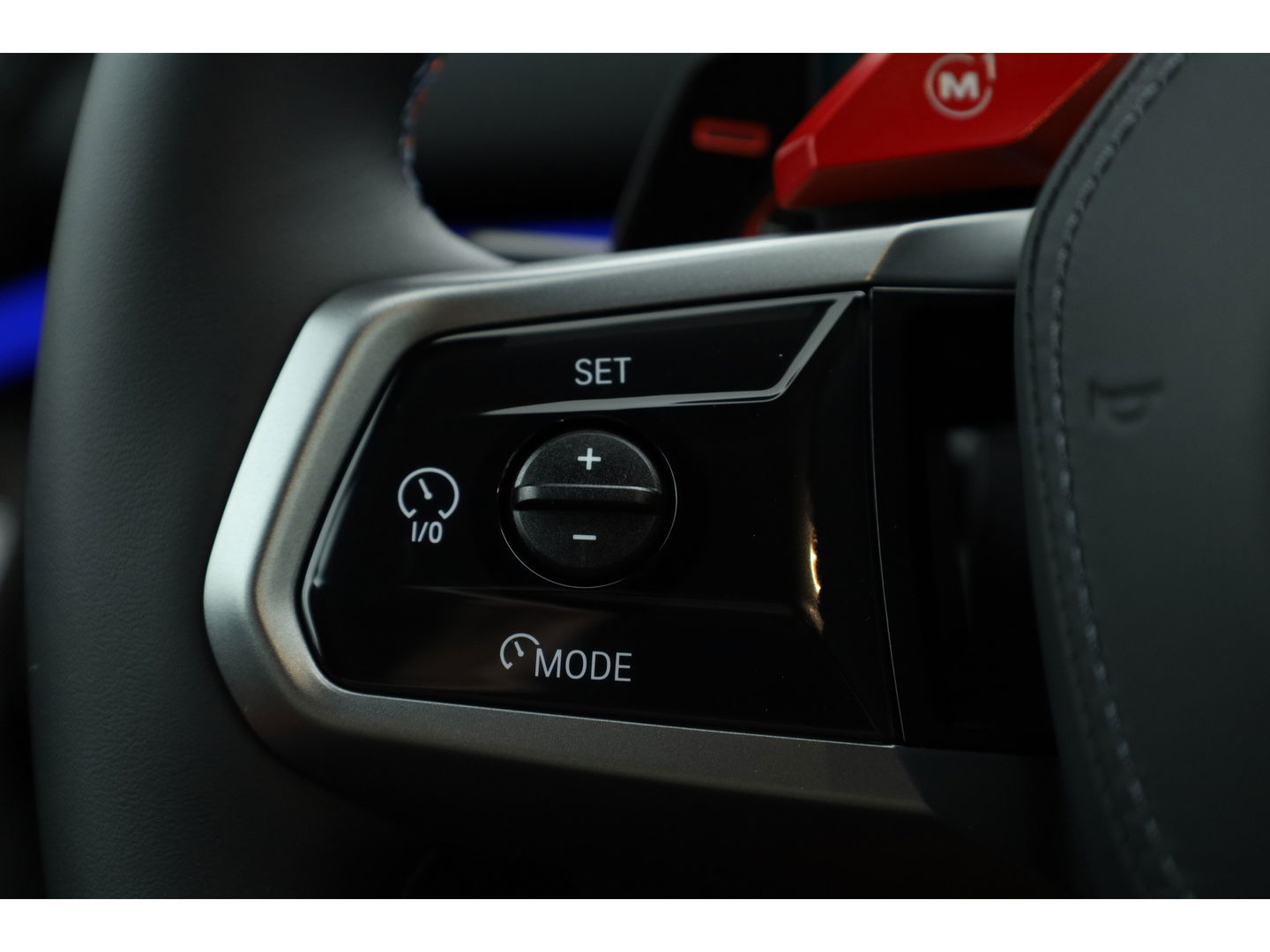 BMW 5 Serie M5 727pk | Ultimate Pack | Keramisch | Carbon | Driving Assistant Pro. | B&W