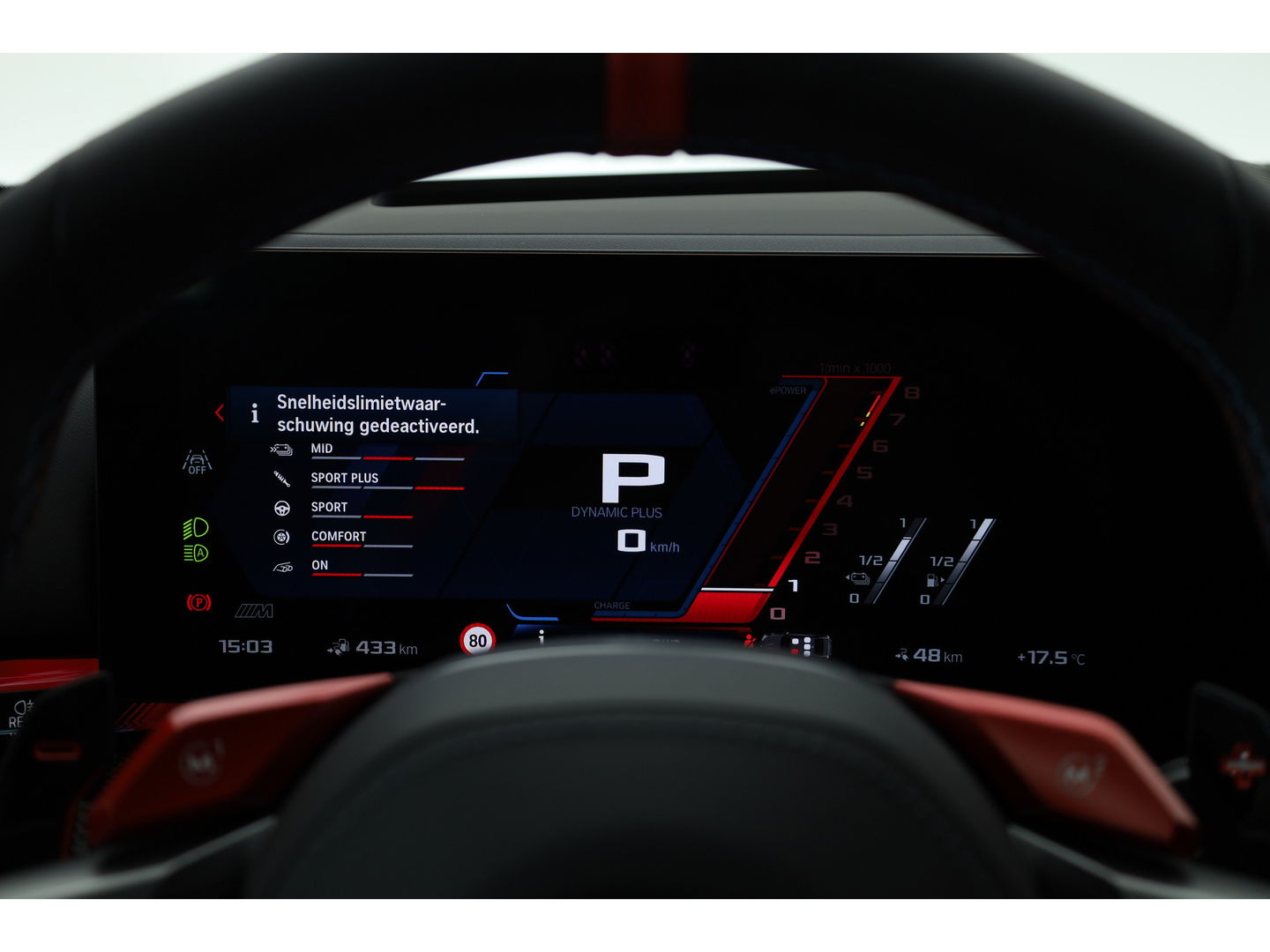 BMW 5 Serie M5 727pk | Ultimate Pack | Keramisch | Carbon | Driving Assistant Pro. | B&W