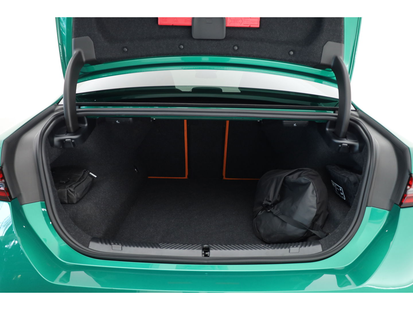 BMW 5 Serie M5 727pk | Ultimate Pack | Keramisch | Carbon | Driving Assistant Pro. | B&W