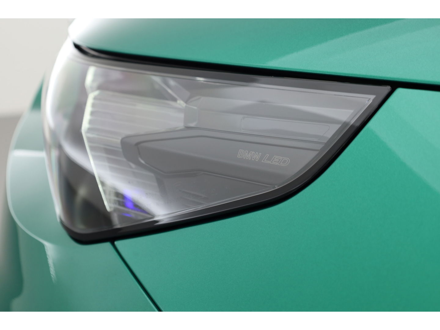 BMW 5 Serie M5 727pk | Ultimate Pack | Keramisch | Carbon | Driving Assistant Pro. | B&W