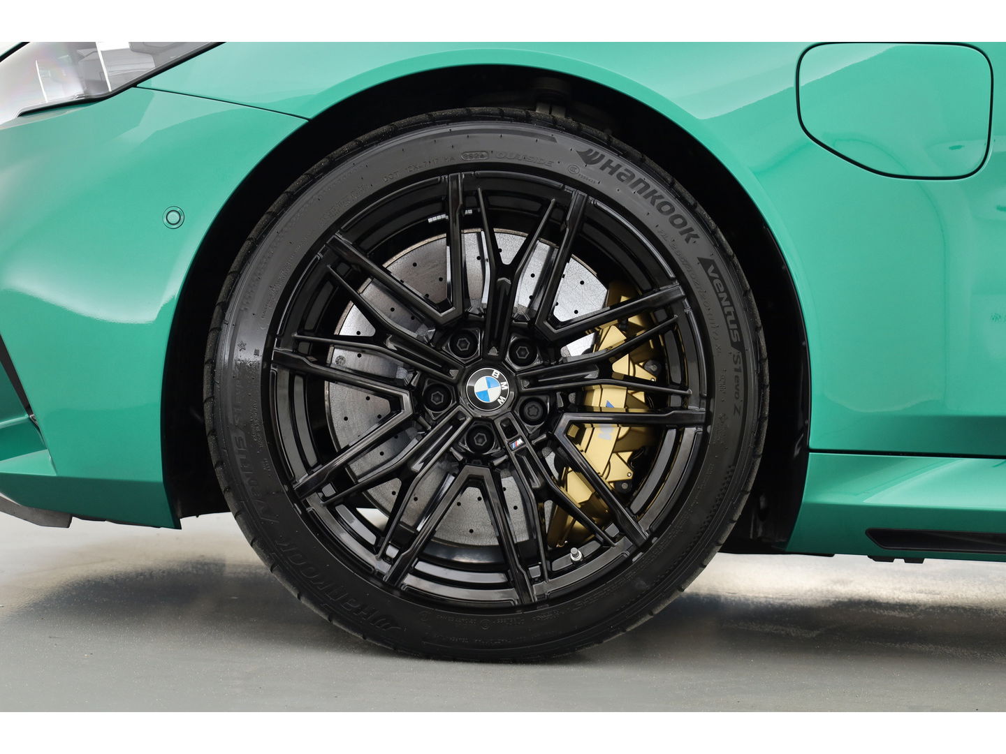 BMW 5 Serie M5 727pk | Ultimate Pack | Keramisch | Carbon | Driving Assistant Pro. | B&W