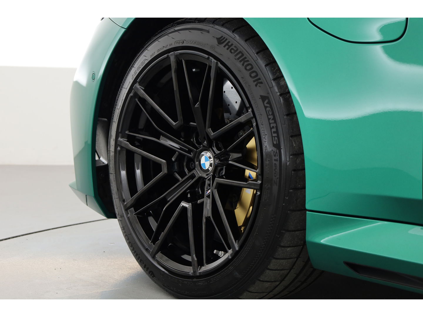 BMW 5 Serie M5 727pk | Ultimate Pack | Keramisch | Carbon | Driving Assistant Pro. | B&W