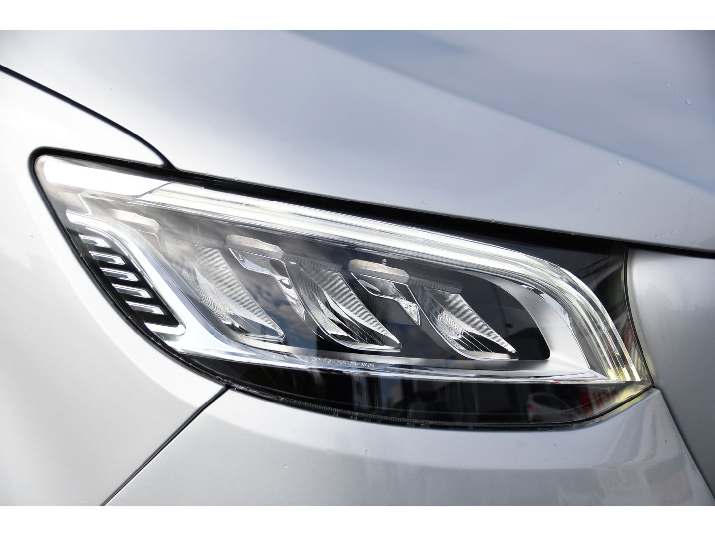 Mercedes-Benz Sprinter 316 2.2 CDI L2H2 PB Edition FULL OPTIONS! Adaptieve Cruise, 360 Camera, Carplay, 10,5'' Mbux, LED, 3500kg Trekhaak, Virtual, 164pk, Uniek!