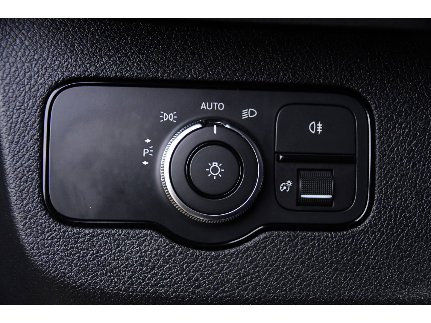 Mercedes-Benz Sprinter 316 2.2 CDI L2H2 PB Edition FULL OPTIONS! Adaptieve Cruise, 360 Camera, Carplay, 10,5'' Mbux, LED, 3500kg Trekhaak, Virtual, 164pk, Uniek!