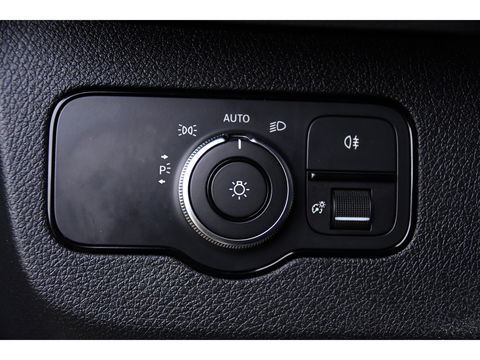 Mercedes-Benz Sprinter 316 2.2 CDI L2H2 PB Edition FULL OPTIONS! Adaptieve Cruise, 360 Camera, Carplay, 10,5'' Mbux, LED, 3500kg Trekhaak, Virtual, 164pk, Uniek!