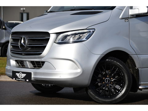 Mercedes-Benz Sprinter 316 2.2 CDI L2H2 PB Edition FULL OPTIONS! Adaptieve Cruise, 360 Camera, Carplay, 10,5'' Mbux, LED, 3500kg Trekhaak, Virtual, 164pk, Uniek!