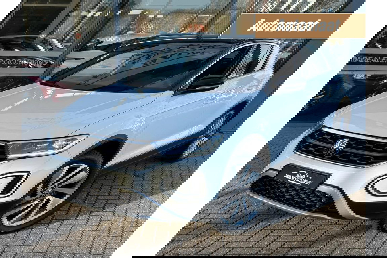 Volkswagen T-Roc 2.0 TDI AUTOMAAT 150PK GOAL AIRCO NAVI PDC-CAMERA.