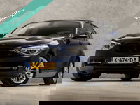 BMW 1 Serie - 118i Business Sport 170Pk (APPLE CARPLAY, CLIMATE, STOELVERWARMING, ZWART HEMEL, GETINT GLAS, SPORTSTOELEN, CRUISE, XENON, PARKEERSENSOREN, NIEUWE APK, ARMSTEUN, NIEUWSTAAT)