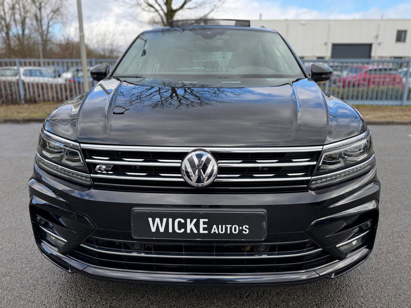 Volkswagen Tiguan 1.5 TSI ACT Highline R Line Panorama Led Massage