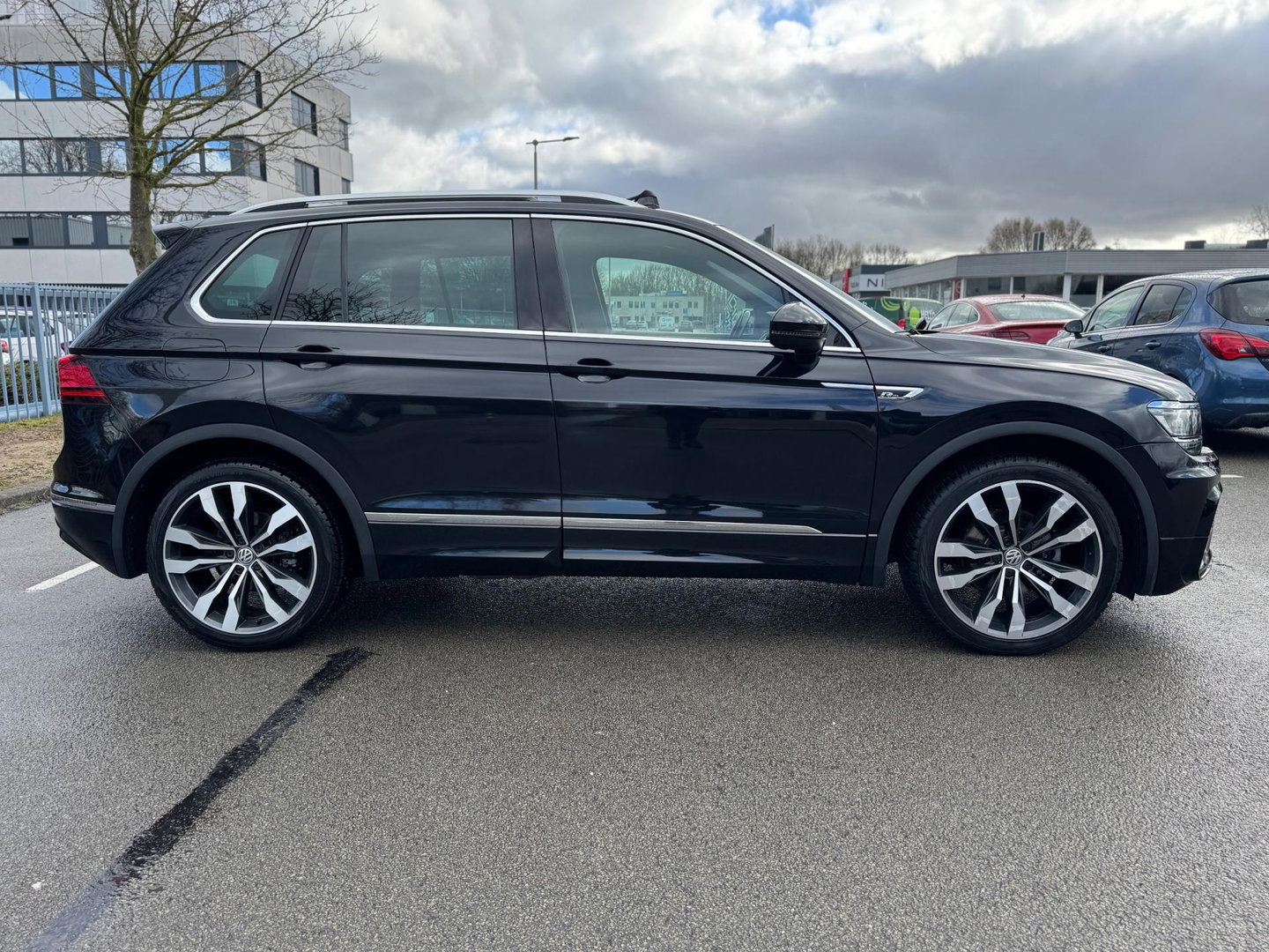Volkswagen Tiguan 1.5 TSI ACT Highline R Line Panorama Led Massage