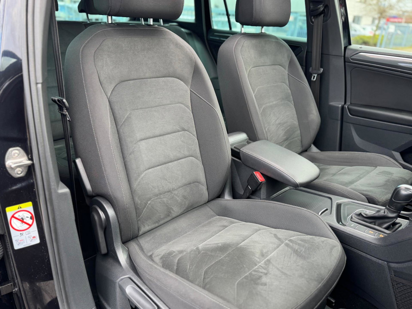 Volkswagen Tiguan 1.5 TSI ACT Highline R Line Panorama Led Massage