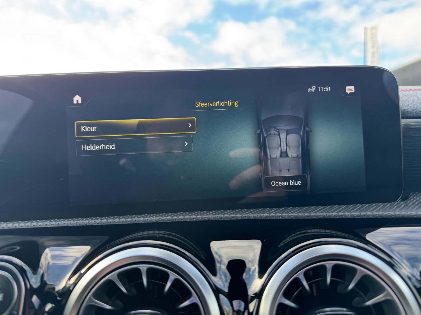 Mercedes-Benz CLA-Klasse Shooting Brake 250 e AMG Panorama Leder Camera Navi