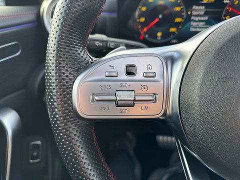 Mercedes-Benz CLA-Klasse Shooting Brake 250 e AMG Panorama Leder Camera Navi