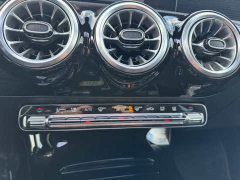 Mercedes-Benz CLA-Klasse Shooting Brake 250 e AMG Panorama Leder Camera Navi