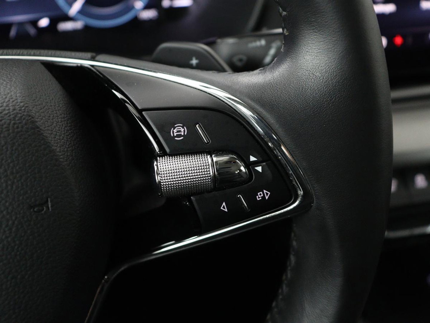 Škoda Octavia 1.0 e-TSI Business Edition | 61.800km NAP | Camera | Carplay | Navigatie | Full LED | Parkeerhulp | Digital Cockpit | Cruise control