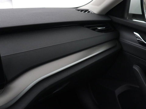 Škoda Octavia 1.0 e-TSI Business Edition | 61.800km NAP | Camera | Carplay | Navigatie | Full LED | Parkeerhulp | Digital Cockpit | Cruise control