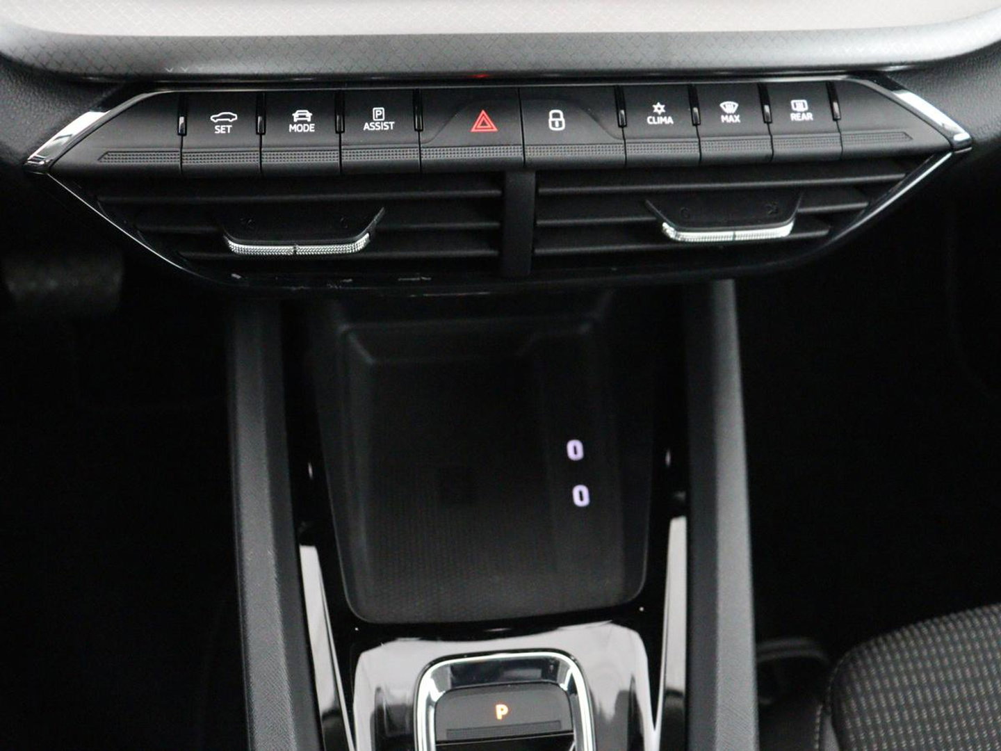 Škoda Octavia 1.0 e-TSI Business Edition | 61.800km NAP | Camera | Carplay | Navigatie | Full LED | Parkeerhulp | Digital Cockpit | Cruise control