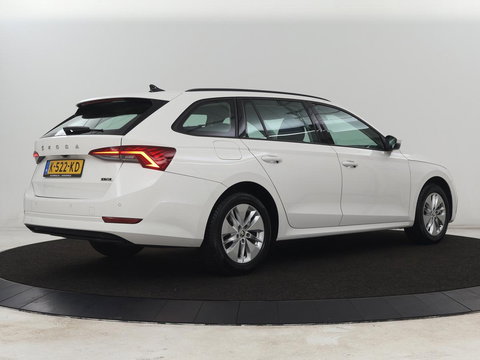 Škoda Octavia 1.0 e-TSI Business Edition | 61.800km NAP | Camera | Carplay | Navigatie | Full LED | Parkeerhulp | Digital Cockpit | Cruise control