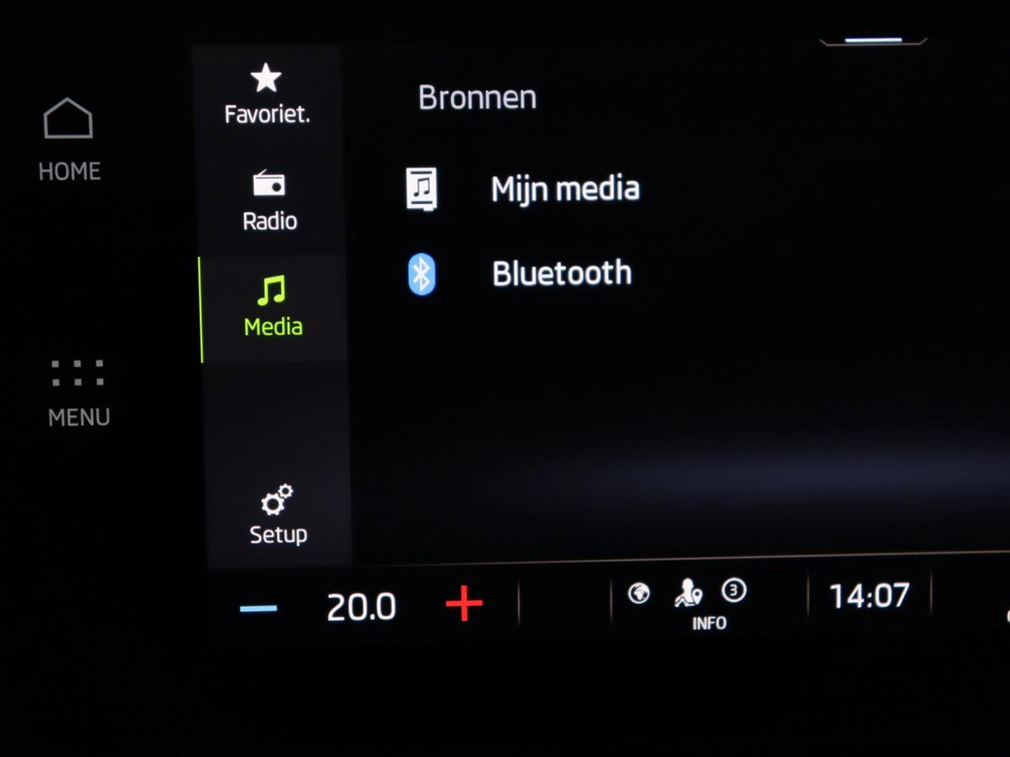 Škoda Octavia 1.0 e-TSI Business Edition | 61.800km NAP | Camera | Carplay | Navigatie | Full LED | Parkeerhulp | Digital Cockpit | Cruise control