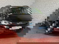 Volkswagen Touran - 1.5 TSI 150PK 7P CARPLAY NAVI CAMERA LED ELEK.KLEP VIR.COCKPIT DODE.HOEK DET. STOELVERW KEYLESS 7P 7PERS 10/2024 ✅Top Auto's Wijchen , 30 Jaar Specialist in Volkswagen  : Alle Type's : R-Line Edition / Style / First Edition / Highline / Life , Zowel PHEV 