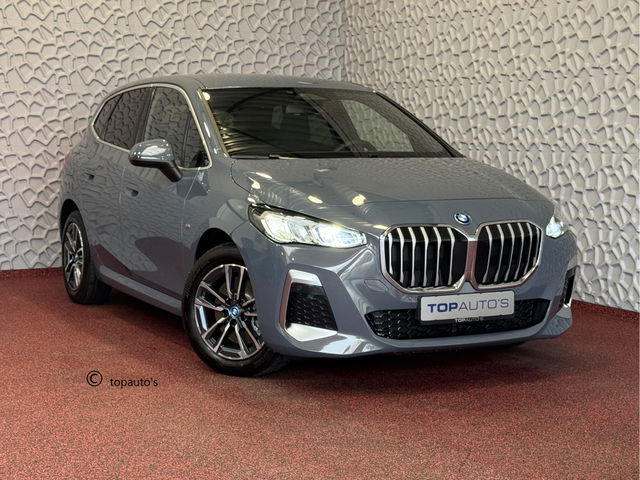 BMW 2 Serie - Active Tourer ✅ 230E ✅ M-SPORT ELEK.KLEP CAMERA WEGKLAPBARE.TREKHAAK AWD 4X4 4WD M-Sportpakket PHEV ✅ Top Auto's. Al 30 Jaar uw Bmw Specialist in ,  BMW M / M Sport / PHEV / HEV / Hybrid / Mhev / 25e / 30e / xDrive25e // xDrive30e / sDrive18i / sDrive20i 