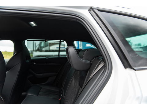 Škoda Octavia Combi 1.4 TSI RS iV PHEV | COMFORT STOELEN | HEAD UP | 19" ALTAIR VELGEN | ADAPTIVE CRUISE