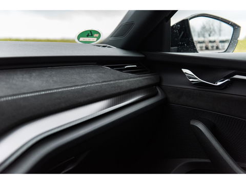 Škoda Octavia Combi 1.4 TSI RS iV PHEV | COMFORT STOELEN | HEAD UP | 19" ALTAIR VELGEN | ADAPTIVE CRUISE