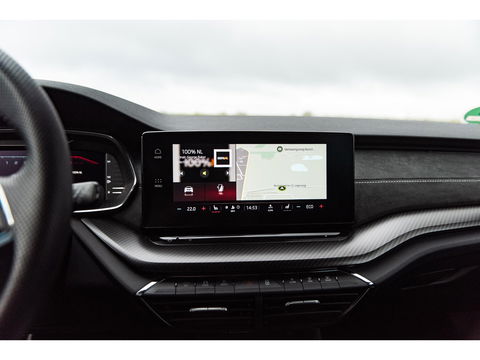 Škoda Octavia Combi 1.4 TSI RS iV PHEV | COMFORT STOELEN | HEAD UP | 19" ALTAIR VELGEN | ADAPTIVE CRUISE