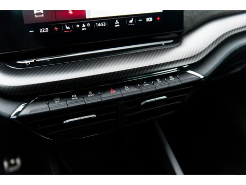 Škoda Octavia Combi 1.4 TSI RS iV PHEV | COMFORT STOELEN | HEAD UP | 19" ALTAIR VELGEN | ADAPTIVE CRUISE