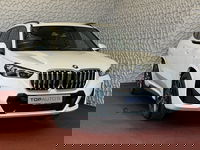 BMW X1 - XDRIVE 25E PLUG IN HYBIRD M-SPORT LED PANORAMA .SCHUIFDAK ELEK.KLEP NAVI STOELVERW M-SHADOW LINE ELEK.STOEL ZWARTE.HEMEL 12/2024 PHEV PLUG IN HYBRID AWD 4X4 4WD ✅ Top Auto's. Al 30 Jaar uw Bmw Specialist in ,  BMW M / M Sport / PHEV / HEV / Hybrid / Mhev 