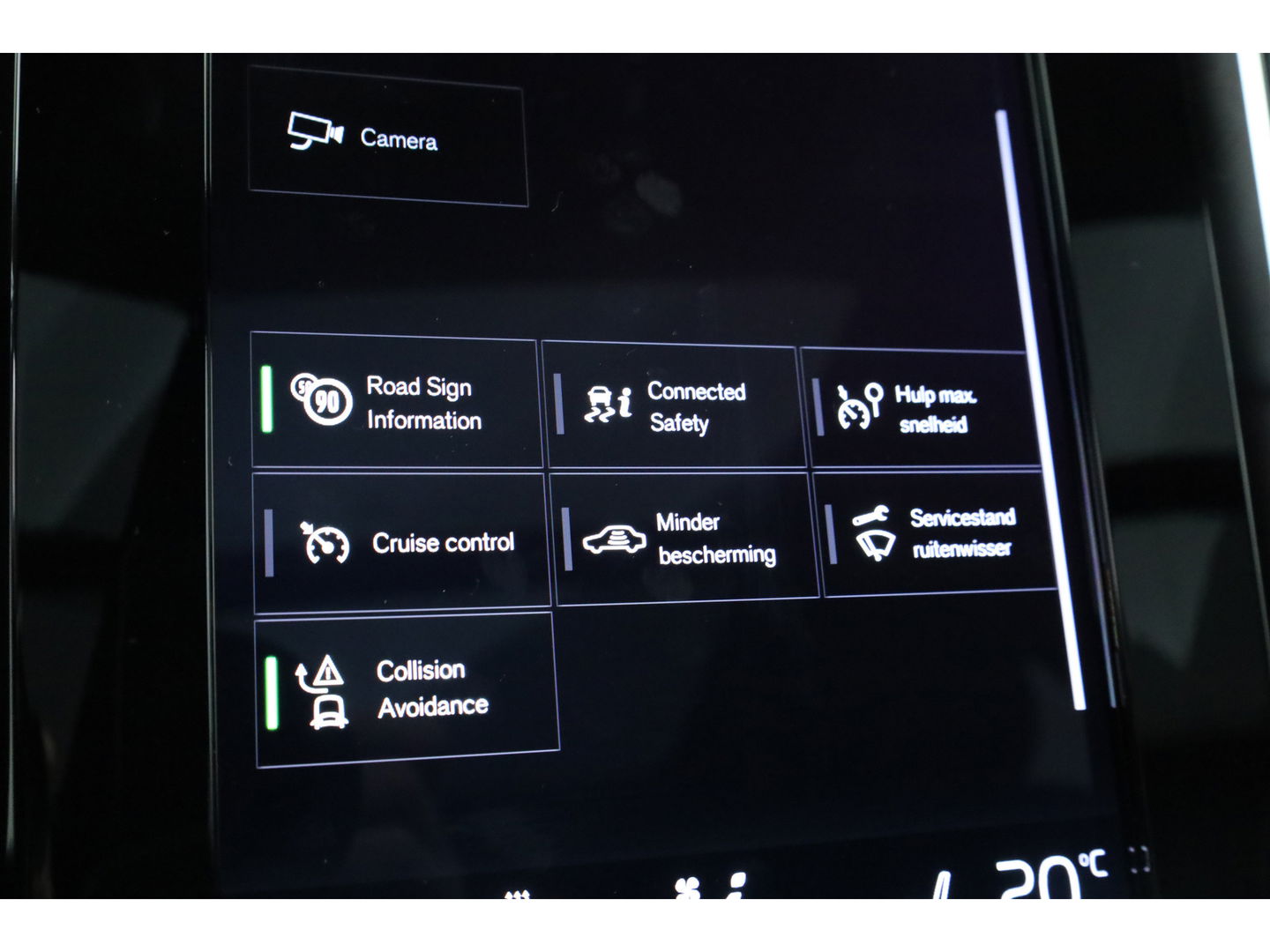 Volvo XC40 2.0 T4 R-Design | Pano | Trekhaak | Lava- interieur | 20 inch | H&K Audio | ACC | Standkachel |