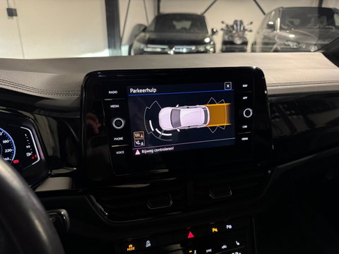 Volkswagen T-Roc 1.5 TSI R-Line Edition PANO'