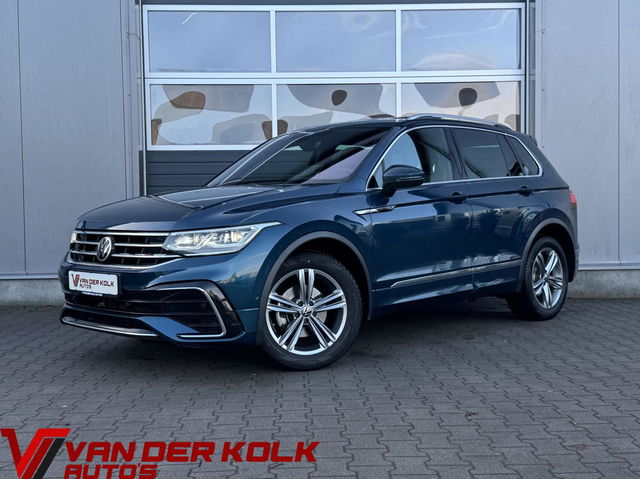 Volkswagen Tiguan - 1.5 TSI R-Line 150PK Automaat | Panorama | LED | CarPlay | Navigatie | Adaptive Cruise | Climate
