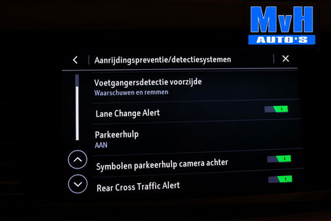 Opel Insignia Grand Sport 1.5 Turbo Business Executive|LUXE!