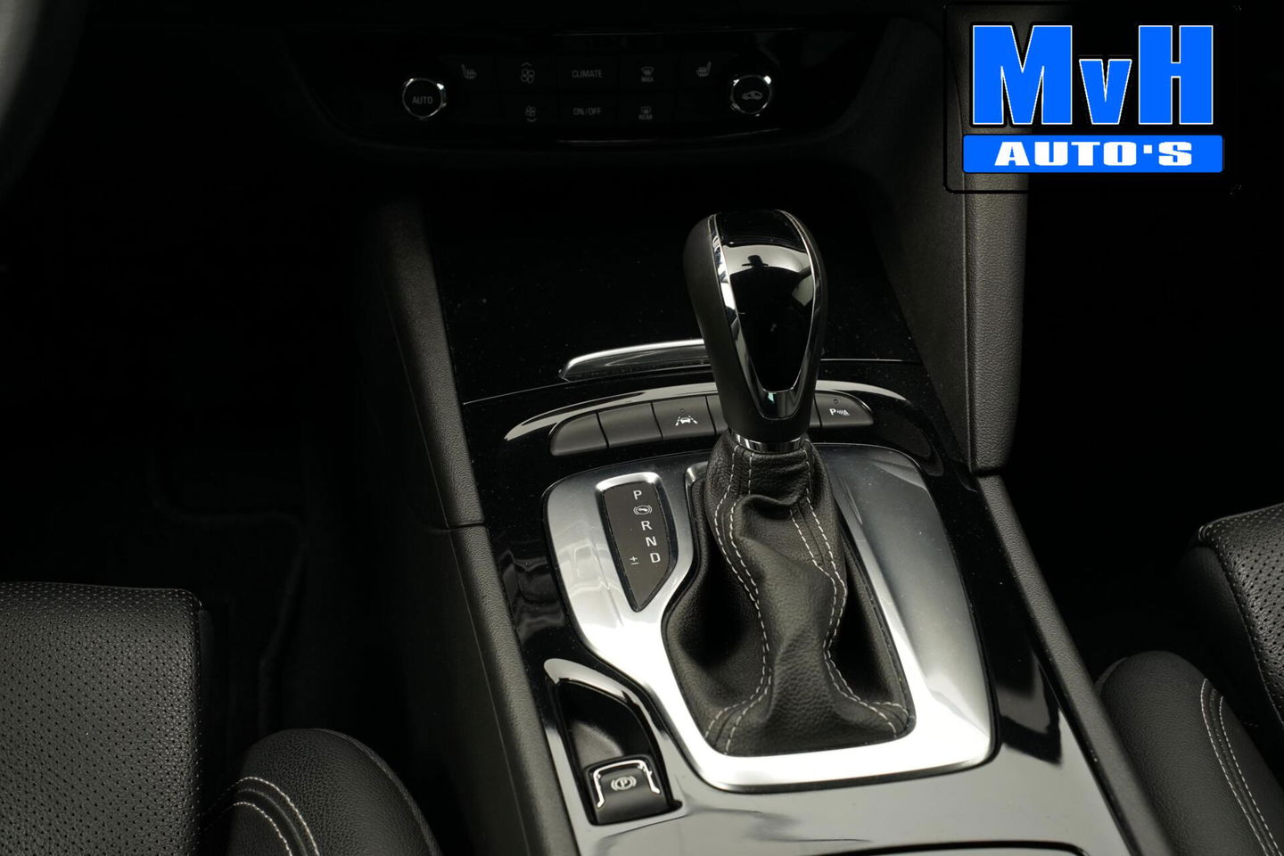 Opel Insignia Grand Sport 1.5 Turbo Business Executive|LUXE!