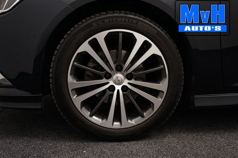Opel Insignia Grand Sport 1.5 Turbo Business Executive|LUXE!