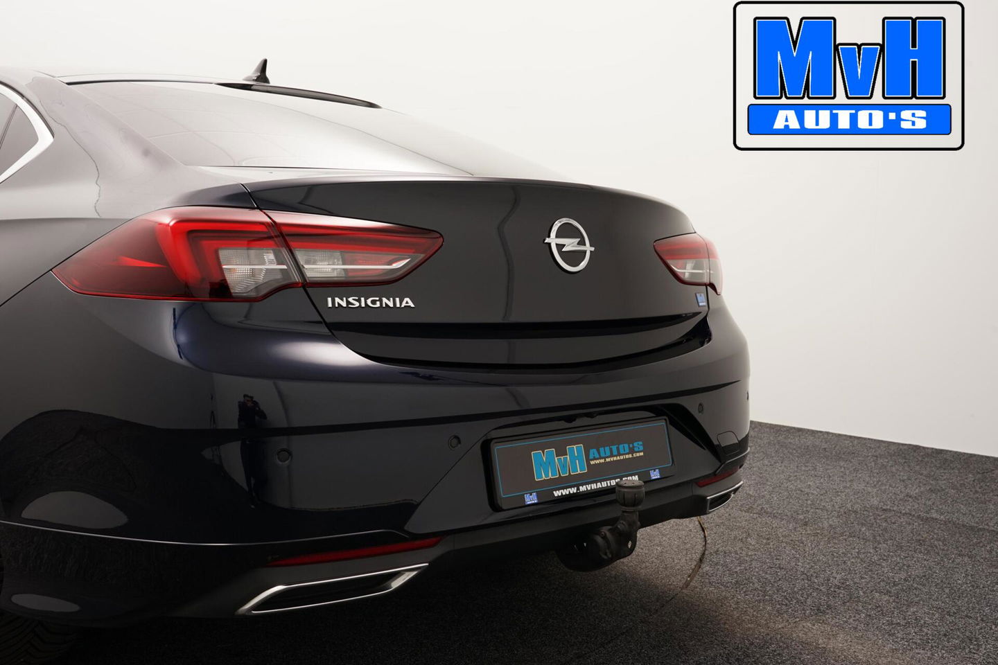 Opel Insignia Grand Sport 1.5 Turbo Business Executive|LUXE!