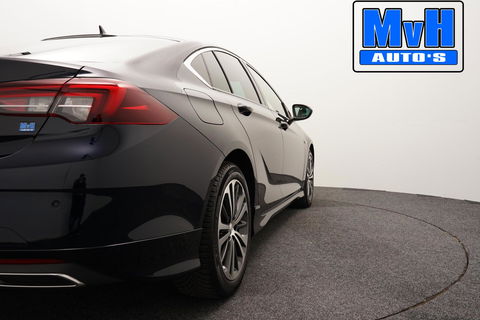 Opel Insignia Grand Sport 1.5 Turbo Business Executive|LUXE!
