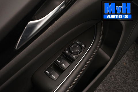 Opel Insignia Grand Sport 1.5 Turbo Business Executive|LUXE!