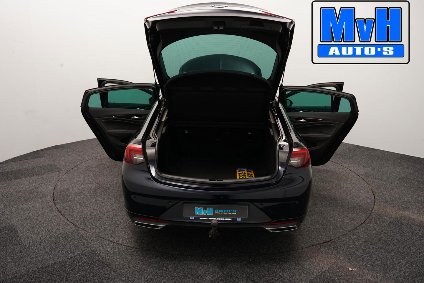 Opel Insignia Grand Sport 1.5 Turbo Business Executive|LUXE!