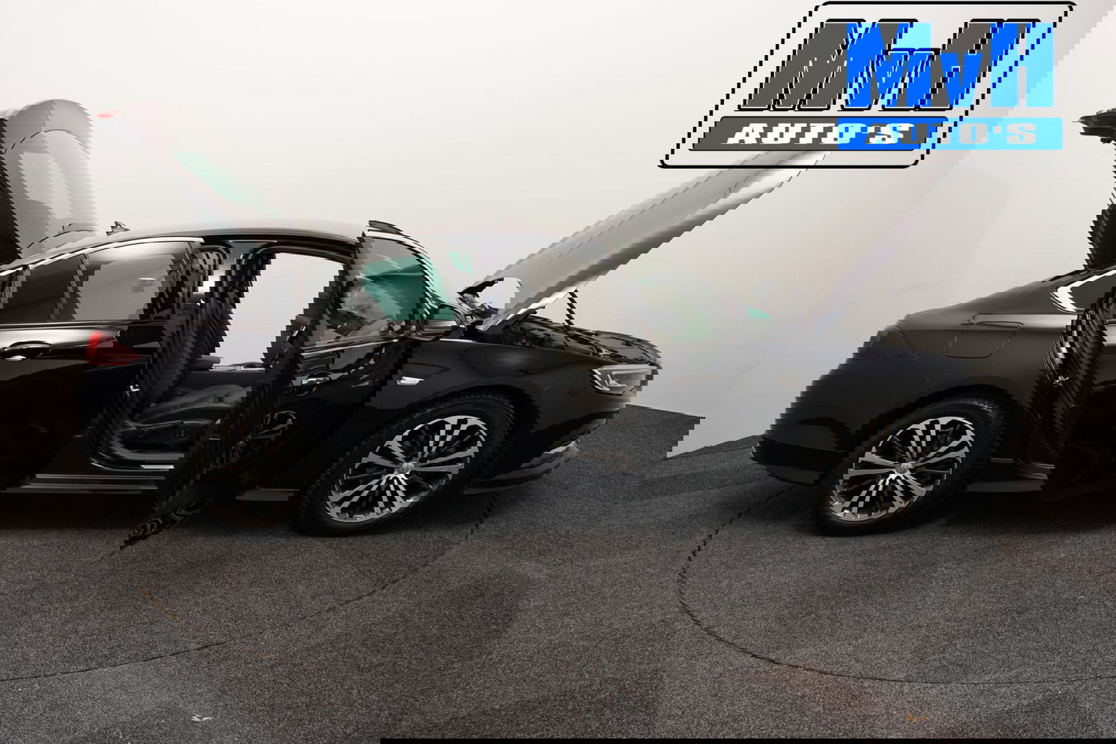 Opel Insignia Grand Sport 1.5 Turbo Business Executive|LUXE!