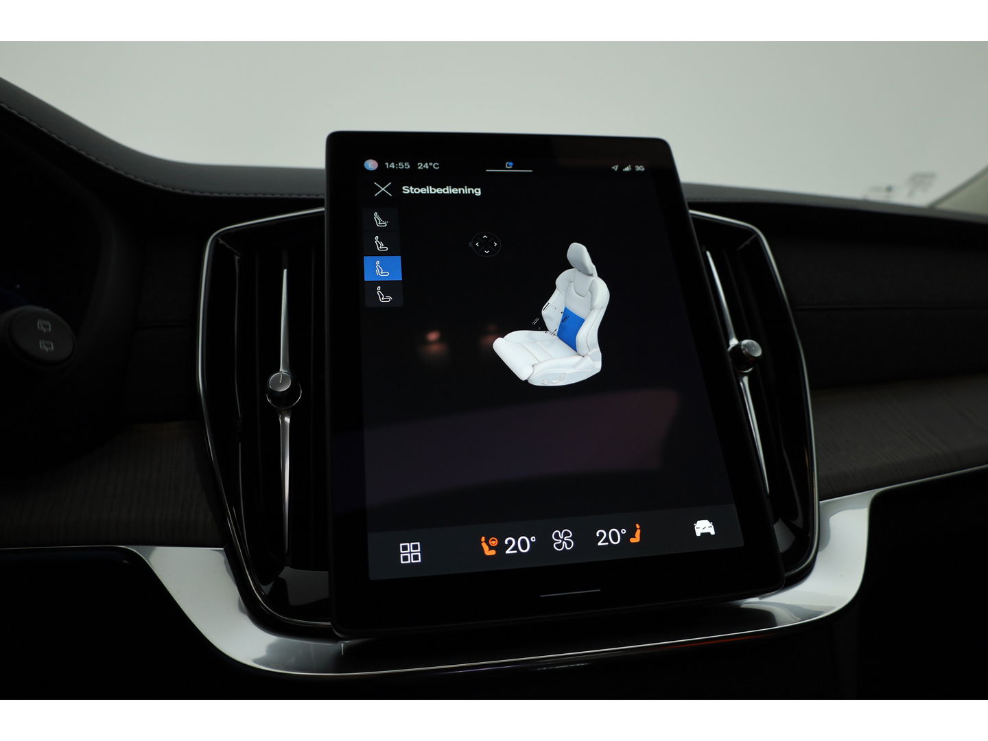 Volvo XC90 2.0 T8 Plug-in hybrid AWD Ultra Dark | Full Option | Luchtvering | B&W  audio | Massage | Pano | HUD | Stoelventilatie | 22'' |