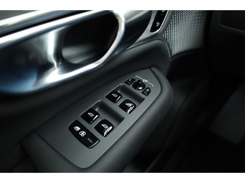 Volvo XC90 2.0 T8 Plug-in hybrid AWD Ultra Dark | Full Option | Luchtvering | B&W  audio | Massage | Pano | HUD | Stoelventilatie | 22'' |