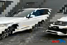 Volkswagen Tiguan - 1.4 TSI eHybrid R-Line 245pk PANO TREKHAAK 20" IQ LIGHT KEYLESS