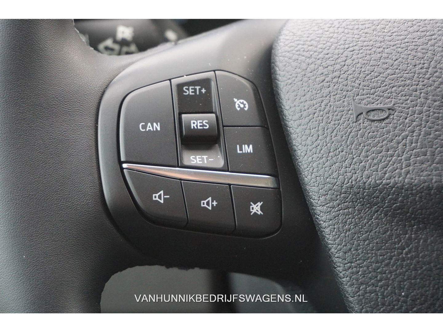 Ford Transit 350L 130PK L3H3 BPM VRIJ!! Airco, Cruise, Camera, Trekhaak!! NR. J01*