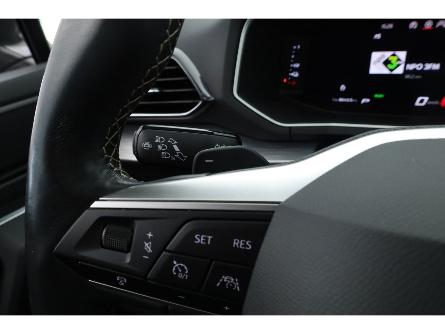 SEAT Tarraco 1.4 TSI e-Hybrid PHEV Xperience Business Intense | Pano | Dig. Cockpit | Elek. Trekhaak | Adapt. Cruise | CarPlay | Dodehoek | Camera + PDC