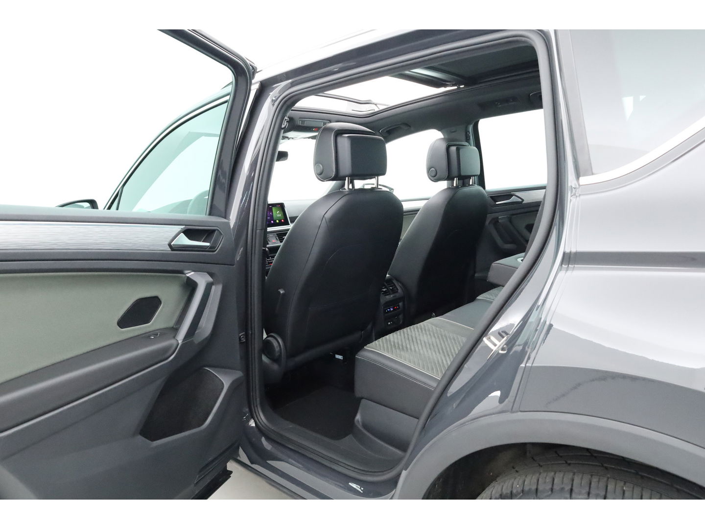 SEAT Tarraco 1.4 TSI e-Hybrid PHEV Xperience Business Intense | Pano | Dig. Cockpit | Elek. Trekhaak | Adapt. Cruise | CarPlay | Dodehoek | Camera + PDC